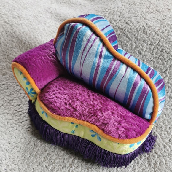 Groovy Girls Couch Accessory - Picture 2 of 7